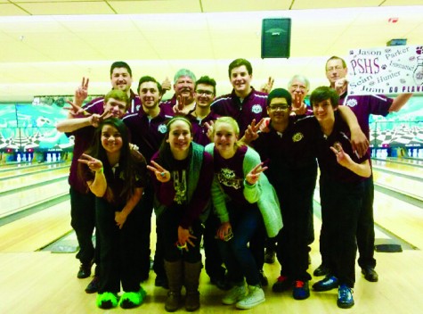 The boys bowling team poses for a photo with members of the girls team after placing second at the regional competition. "Sometimes it's hard to get everyone together to practice because lots of people have other things going on in their lives," Mandell said. Photo by Wildcat Bowling. 