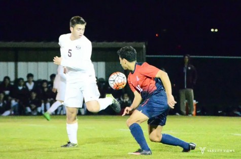 Boys soccer aims for bounceback season