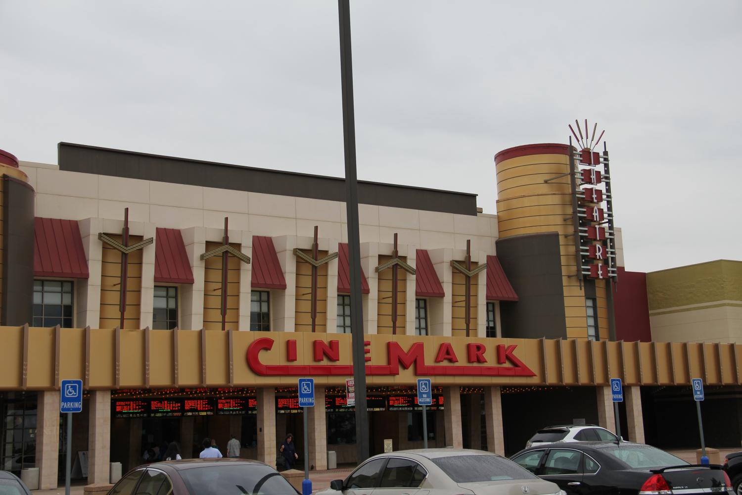 Cinemark theater (Photo by Grace Tsichlis)