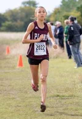 Ashlyn Hilliard dashes toward finish line for 6A State Champion Title