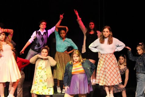 MaCabaret night wows crowd once again